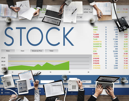 巴克萊通過(guò)Credit Suisse的最新雇員擴大電子股票團隊