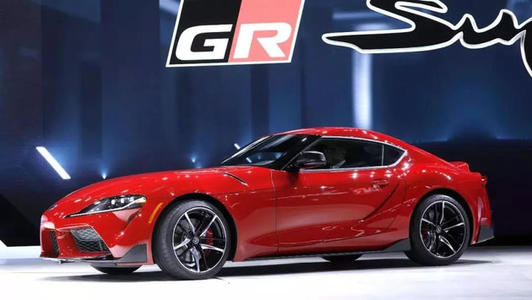 巴雷特 - 杰克遜的拍賣(mài)會(huì )上拍賣(mài)出首張美國拍賣(mài)的Supra