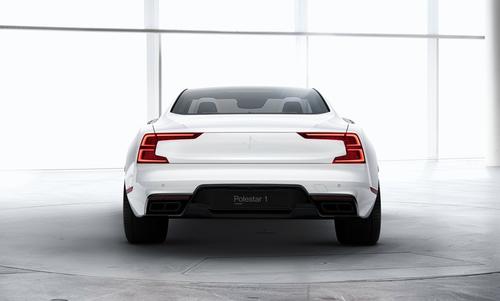 Polestar 1經(jīng)歷了碳纖維車(chē)身的首次碰撞試驗