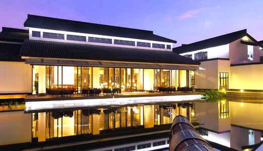 UAD融合了紹興酒店大廳的傳統和現代形式