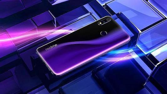Realme 5的首次銷(xiāo)售在30分鐘內售出1,20,000個(gè)單位