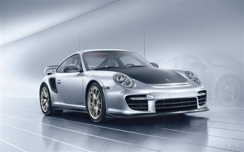 保時(shí)捷911 GT2 RS打破紐伯格林圈速紀錄
