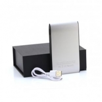 Flipkart大型購物日大減價(jià)Powerbank演講者享有70％的折扣