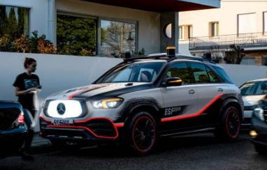 梅賽德斯-奔馳ESF  新的安全理念帶來(lái)新的機動(dòng)性