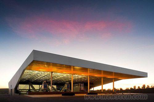 Bak Gordon將傳統的里斯本房屋改建為帶私人庭院的公寓