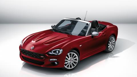 菲亞特終于在洛杉磯車(chē)展上推出了廣受期待的新型菲亞特124 Spider