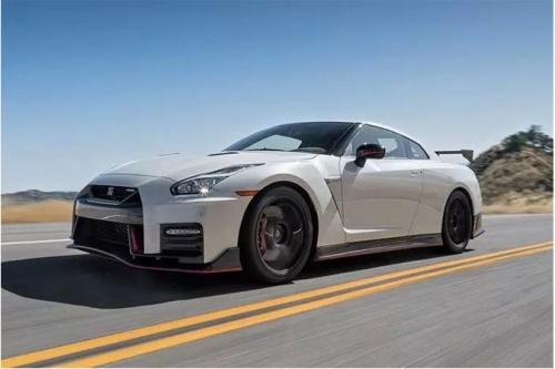 日產(chǎn)GT-R Nismo的特殊N-Attack性能套件將在下個(gè)月的SEMA展上首次亮相