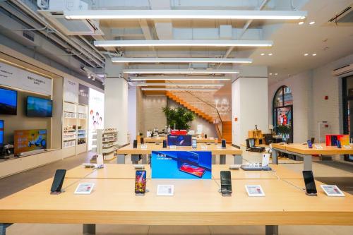 公司宣布了計劃在紐約市繁華的第五大街購物區開(kāi)設一家新的旗艦店