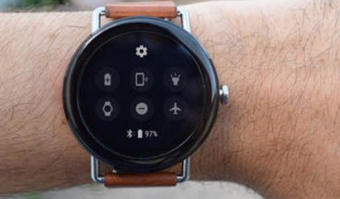 Wear OS H版本悄悄推出 以延長(cháng)電池壽命