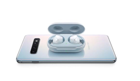 三星Galaxy Buds + Render顯示2月將推出的天藍色配色設計