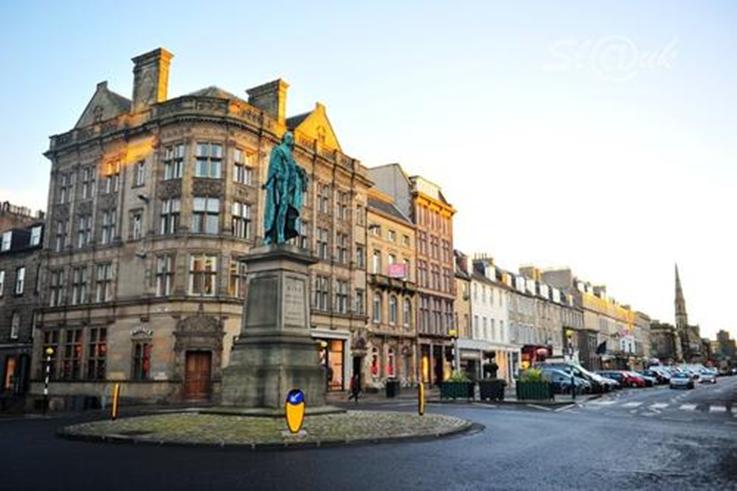 區域房地產(chǎn)投資信托以約1200萬(wàn)歐元收購愛(ài)丁堡辦事處