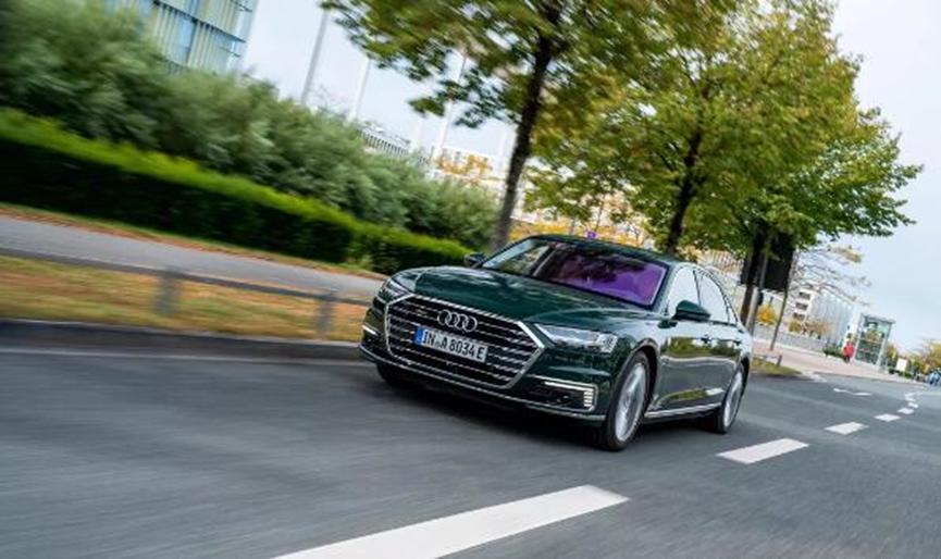 2020年奧迪A8插電式混合動(dòng)力車(chē)要花一分錢(qián)