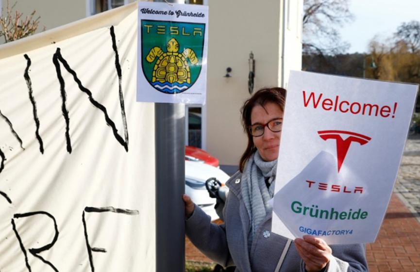 特斯拉距離通過(guò)德國房地產(chǎn)協(xié)議開(kāi)設首家歐洲工廠(chǎng)又近了一步