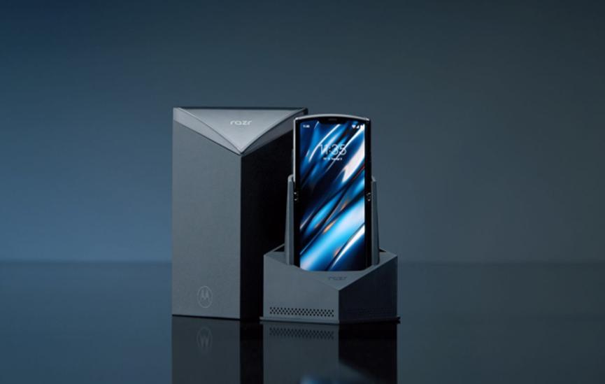 摩托羅拉已經(jīng)開(kāi)始提前交付一些Razr的預訂