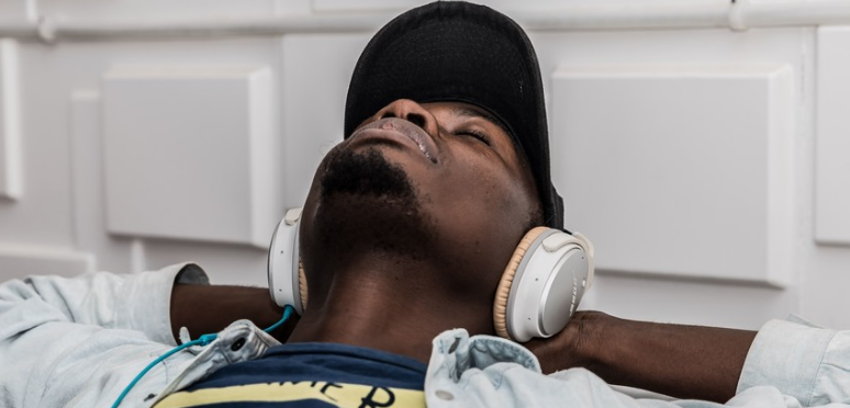 研究表示 機器學(xué)習可以充當個(gè)性化DJ