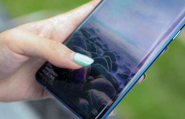 中興Axon 10s Pro是首款使用Snapdragon 865芯片組LPDDR5 RAM的手機