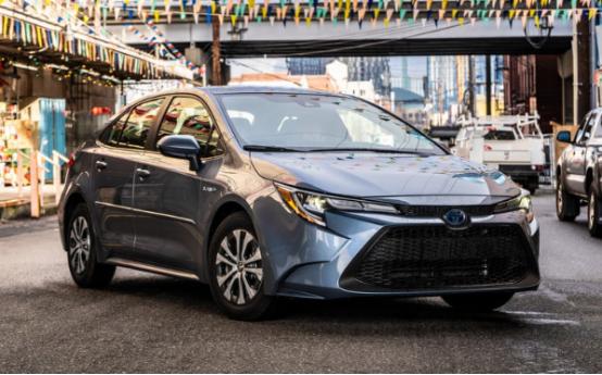 2020年豐田卡羅拉混合動(dòng)力車(chē)評測:大眾買(mǎi)得起的混合動(dòng)力車(chē)