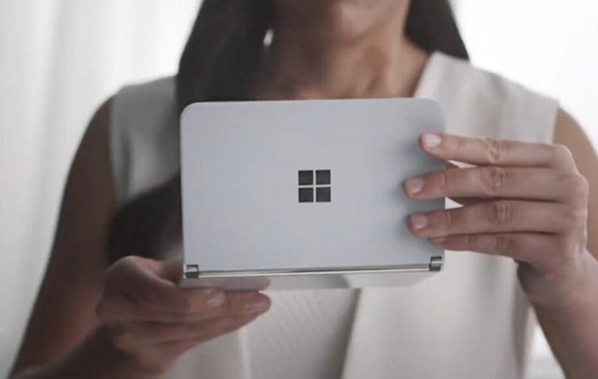 應用開(kāi)發(fā)人員在直播期間兩次Surface Duos崩潰