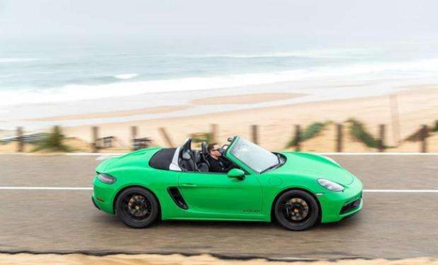 保時(shí)捷718 Boxster和Cayman車(chē)型終于獲得了應有的發(fā)動(dòng)機