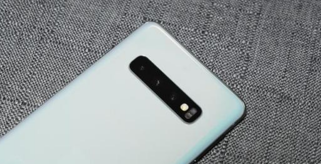 三星專(zhuān)利展示帶有凸出的物理按鈕的曲面顯示器