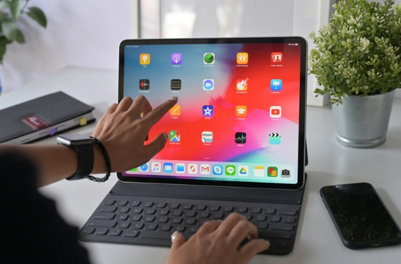 帶有3D感應后置攝像頭的新型12英寸iPad Pro將于3月推出