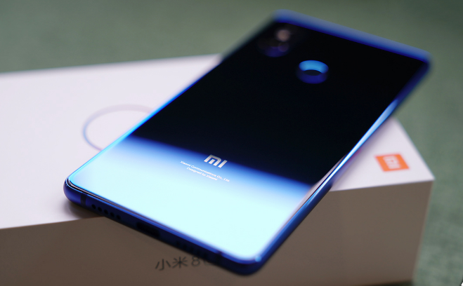 評測小米8 SE怎么樣 相機難以捕捉卻是真的好看
