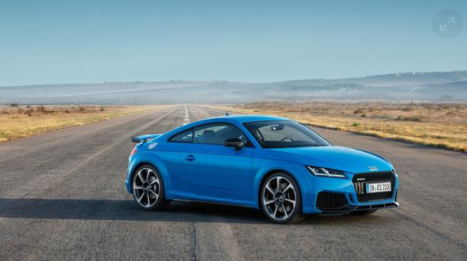 新型綠色奧迪TT RS轎跑車(chē)保留了令人贊嘆的元素