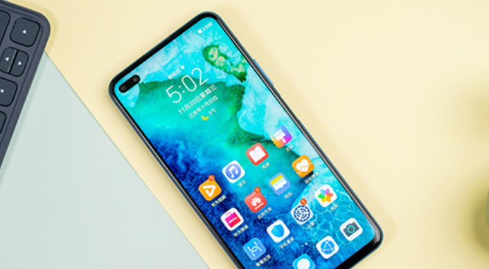 評測榮耀V30 Pro怎么樣 下完一部電影只需要1分鐘