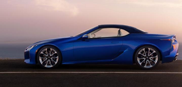 2021年雷克薩斯LC 500可轉換土地在洛杉磯