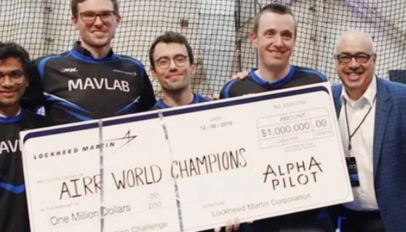 目前人類(lèi)仍在無(wú)人機競賽中擊敗AI