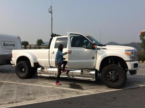 更小更便宜的福特皮卡已經(jīng)展示給經(jīng)銷(xiāo)商