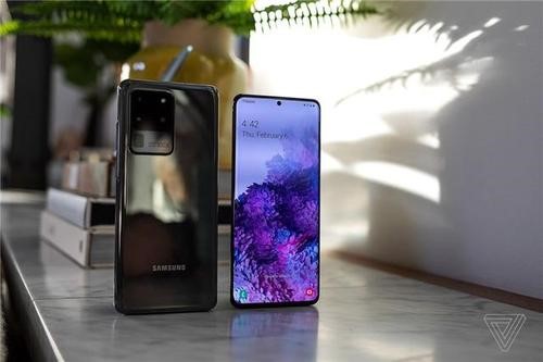 三星Galaxy S20 Ultra通過(guò)JerryRigEverything的耐用性測試進(jìn)行擴展