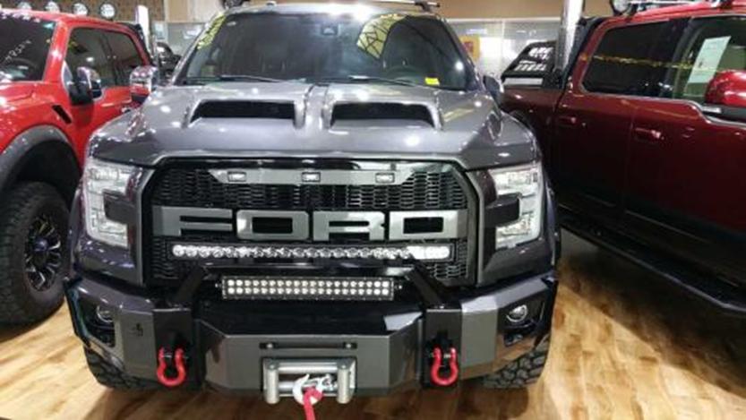 這是三輛令人驚嘆的哈雷戴維森皮卡車(chē)