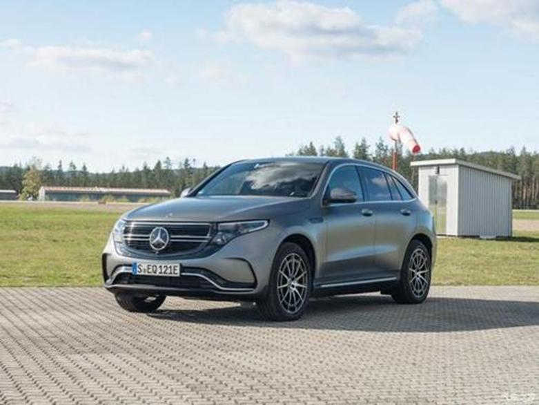 梅賽德斯-奔馳EQC電動(dòng)SUV在美國售價(jià)為67900美元