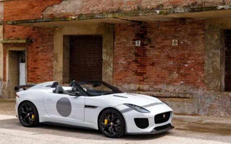 Chip Foose的Jaguar E型敞篷跑車(chē)Restomod是美國的愿景