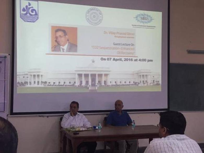 IIT-Roorkee的教授們制造低成本的便攜式呼吸機來(lái)幫助covid19的病人