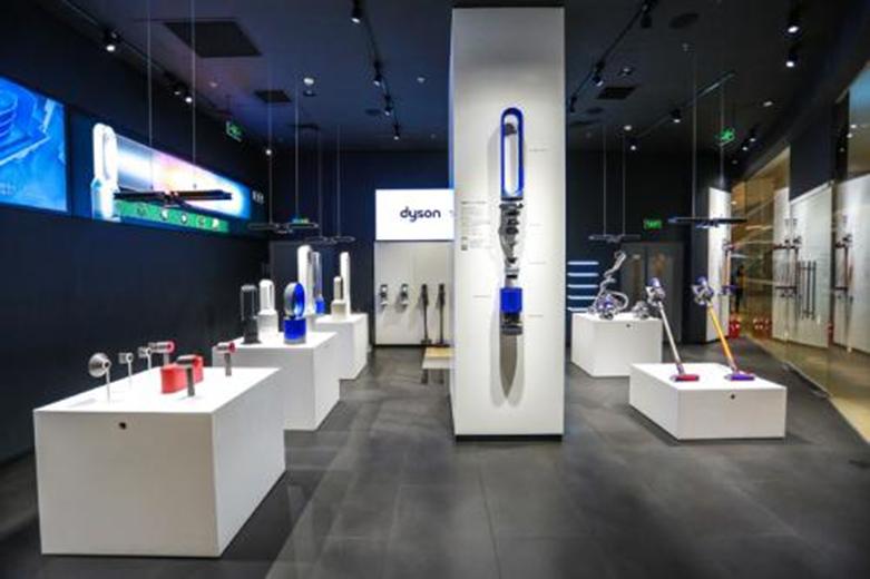 戴森的500美元Corrale矯直機是一個(gè)無(wú)繩豪華造型機