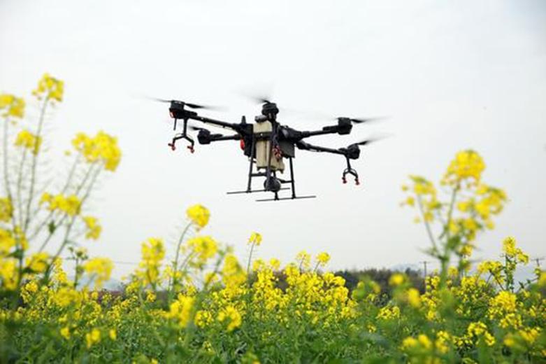 樂(lè )天移動(dòng)利用無(wú)人機進(jìn)行基站巡檢