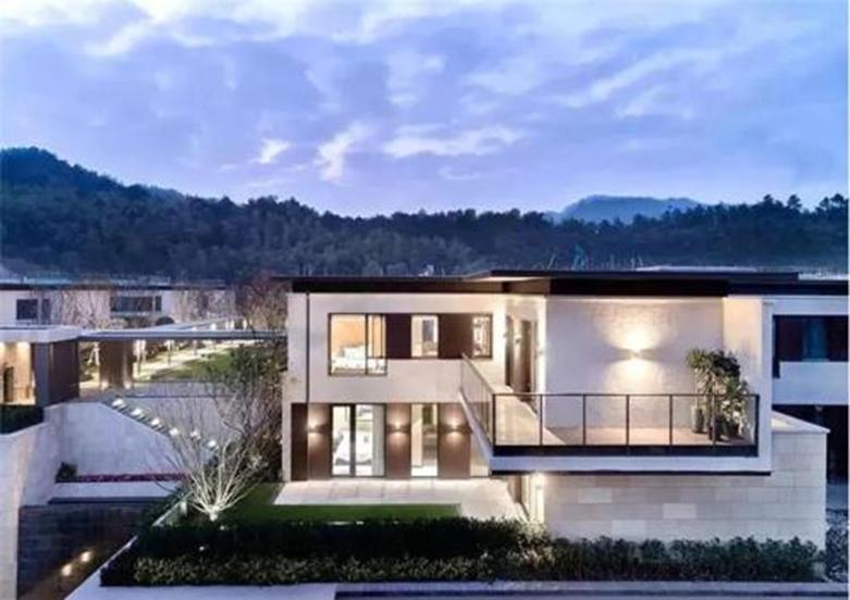 尋求高端房產(chǎn)以度過(guò)冠狀病毒危機的南方人