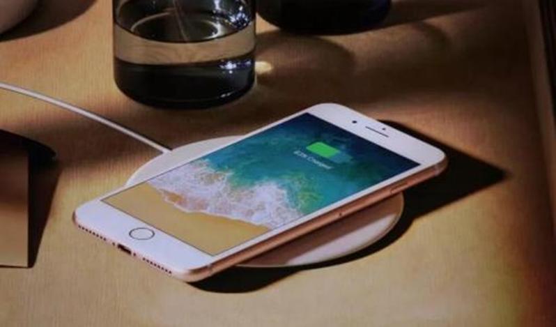 iPhone 8在英國泰晤士河底漂流了兩周后仍然可以使用