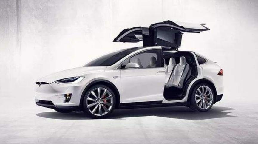 馬斯克說(shuō)特斯拉的Robotaxi車(chē)隊將在2020年功能就緒
