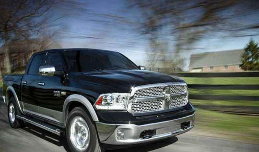 這款渲染的Ram電動(dòng)皮卡車(chē)采用Rad Cab-over設計