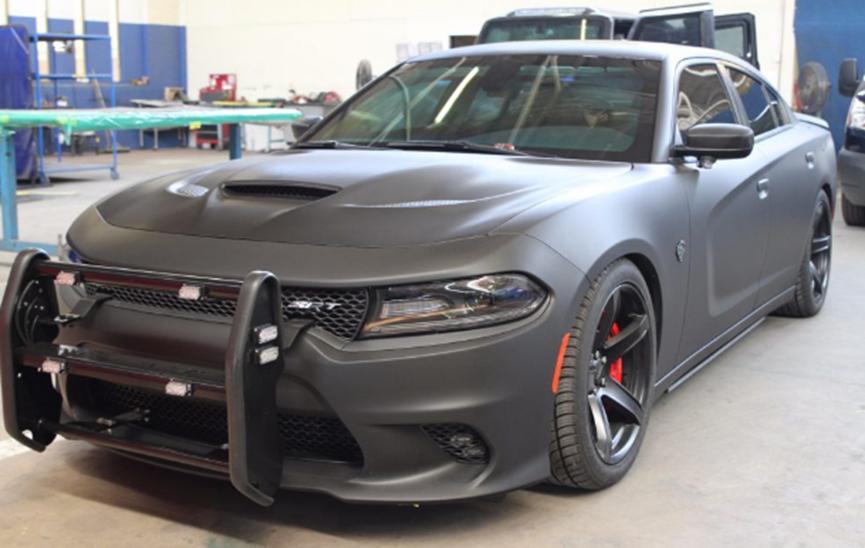 這款714hp防彈地獄貓是邦德引以為豪的警車(chē)