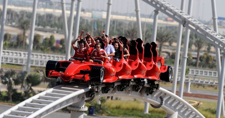 法拉利世界：參觀(guān)世界上最大的室內游樂(lè )園