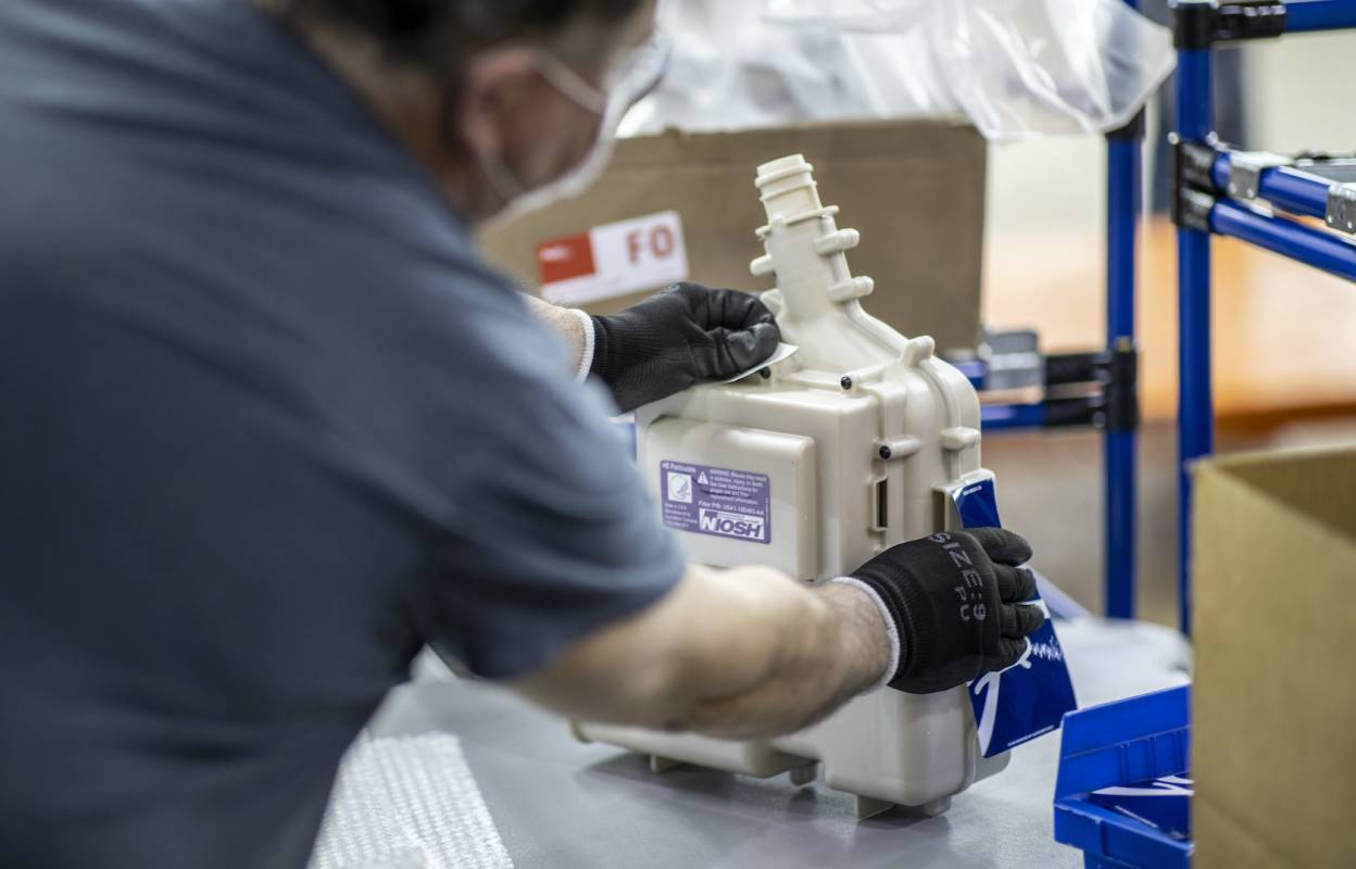 福特打開(kāi)有關(guān)本地COVID-19防毒面具的訂單