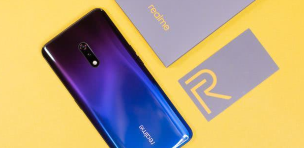 確認具備60倍SuperZoom的Realme X3