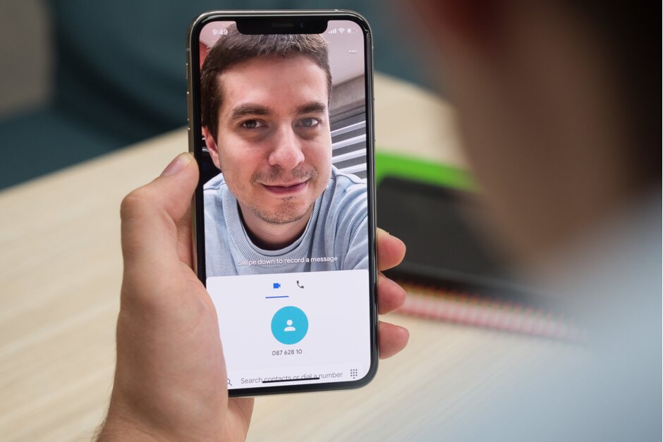 Google說(shuō)Duo很快將支持與多達32位參與者進(jìn)行視頻聊天