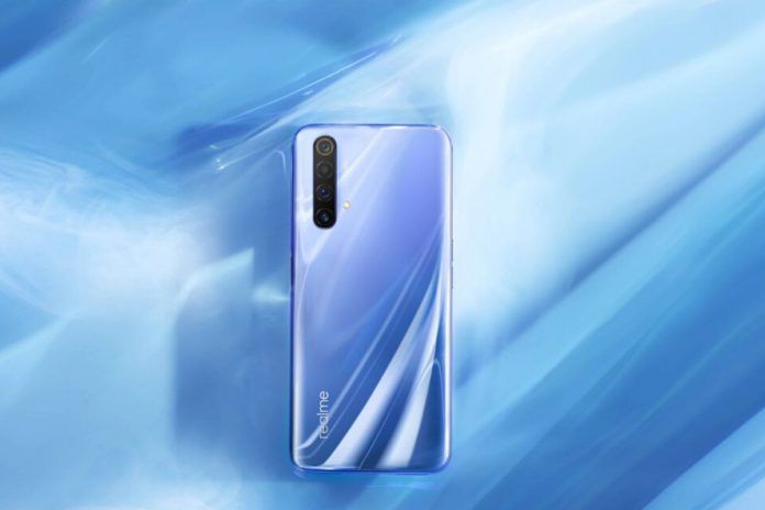 Realme X50t 5G（RMX2052）可能是X50系列的第五種型號，在Google Play支持的設備列表中被發(fā)現