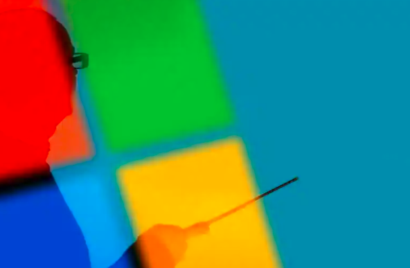 微軟關(guān)閉實(shí)體店，虧損4.5億美元