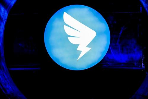 蘋(píng)果手機上的釘釘如何實(shí)現分屏操作？